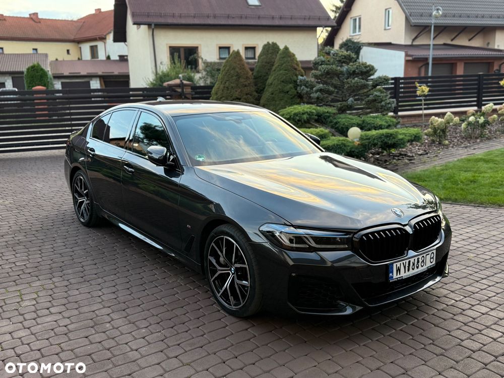 BMW Seria 5 540d xDrive mHEV M Sport sport - 4