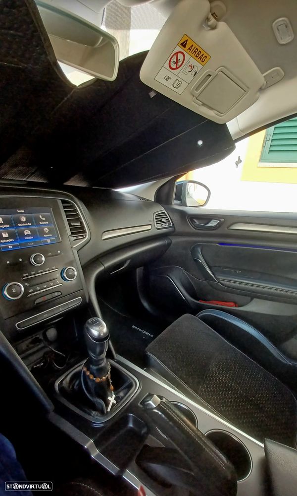 Renault Mégane Sport Tourer - 10