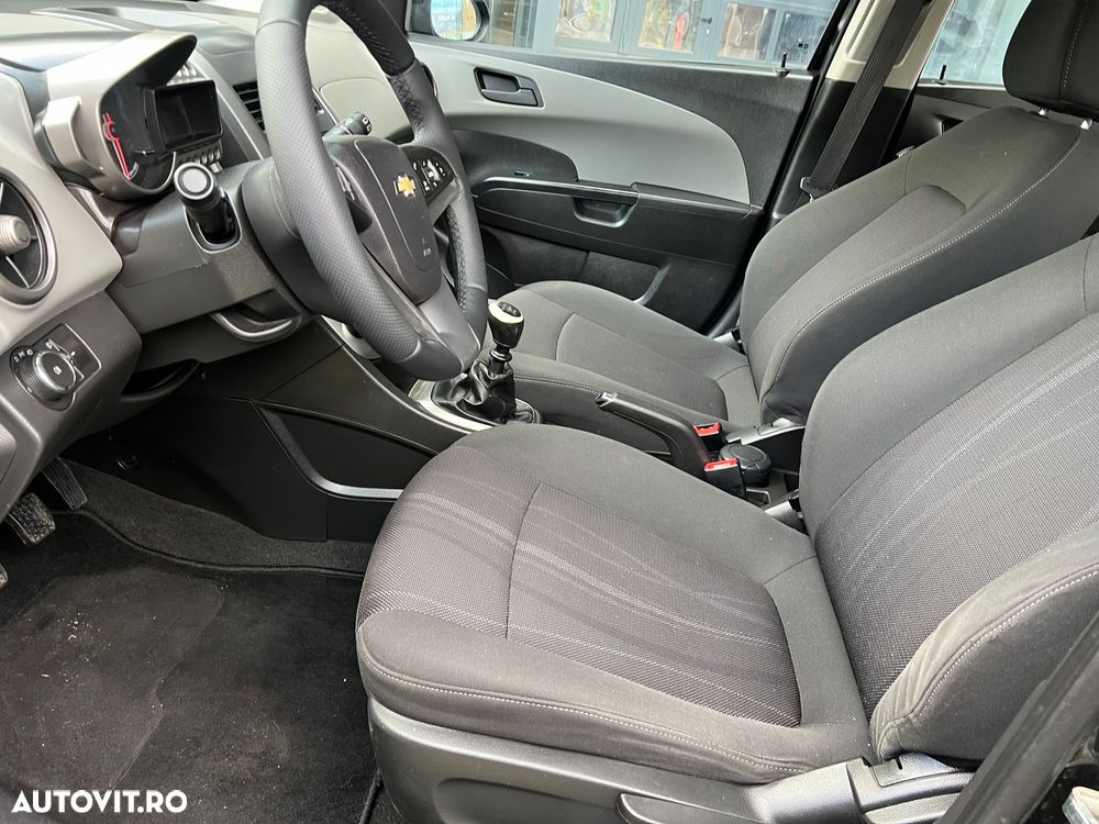 Chevrolet Aveo 1.2 LT - 6