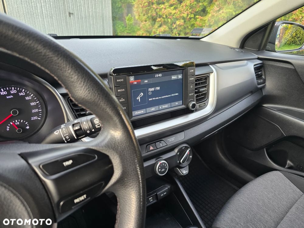 Kia Stonic 1.4 L - 13