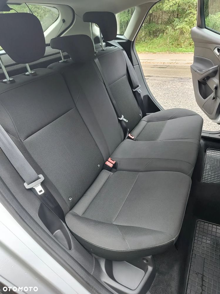 Ford Focus - 18