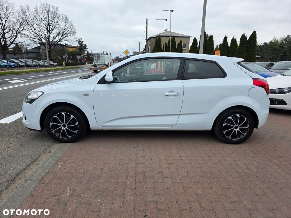 Kia ProCeed 1.6 CVVT EX - 8