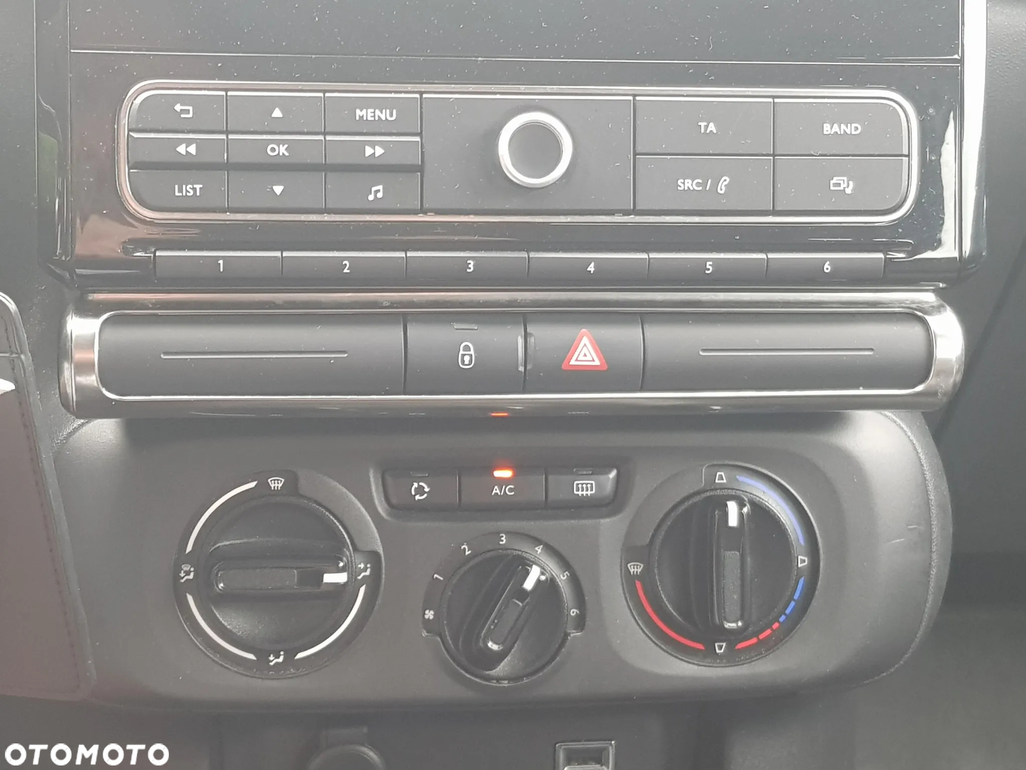 Citroën C3 1.2 PureTech Shine - 19