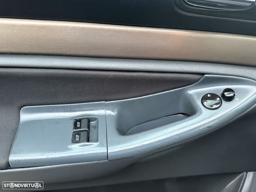 Audi A4 Avant 1.9 TDI m5 115 - 32