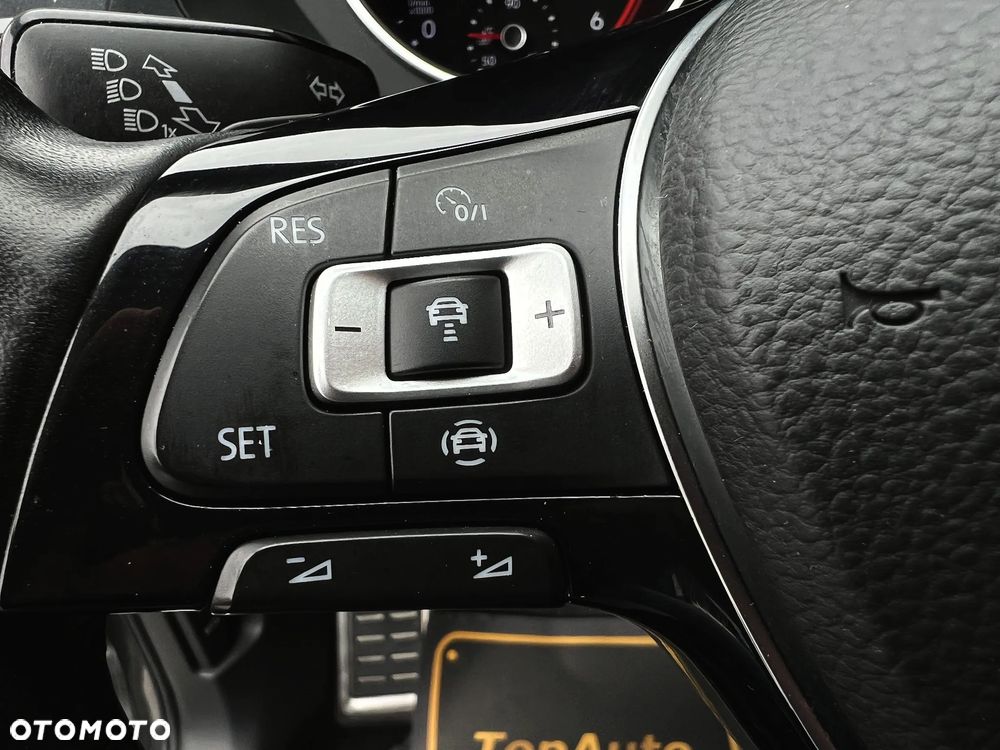 Volkswagen Tiguan 2.0 TDI SCR DSG IQ.DRIVE - 20