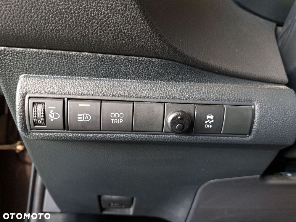 Toyota Corolla 1.8 Hybrid Comfort - 35