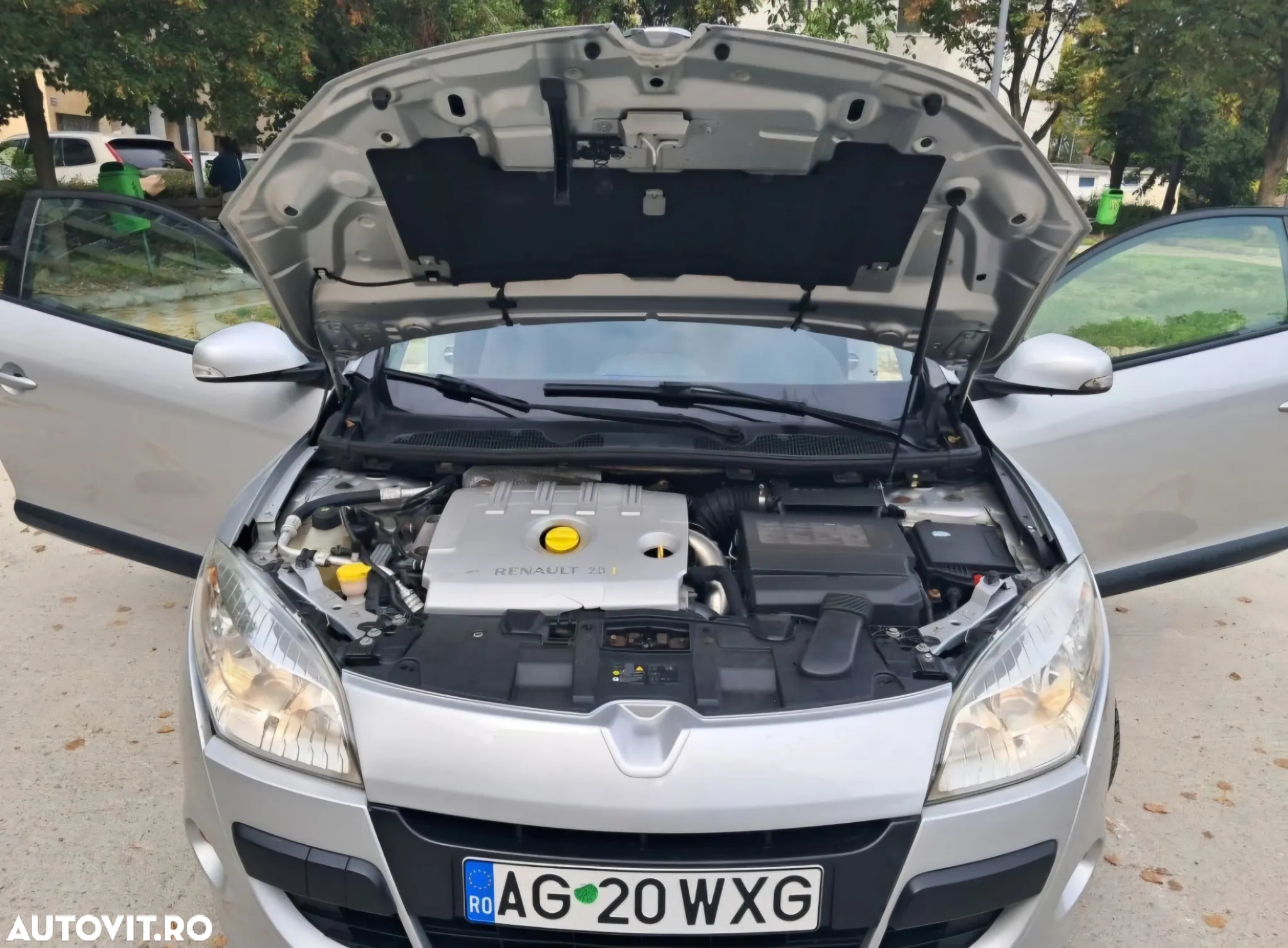 Renault Megane Bicorp 16V 2.0 Turbo Sport - 8