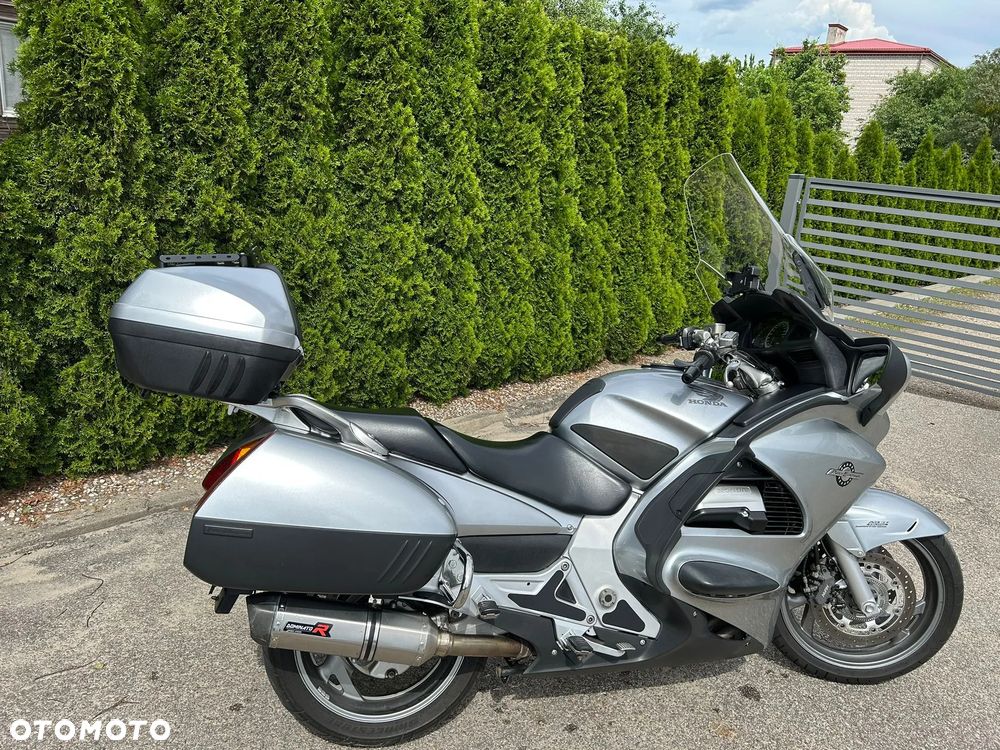 Honda ST - 18