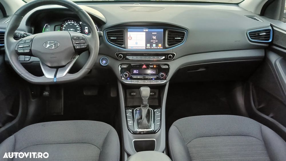Hyundai IONIQ - 15