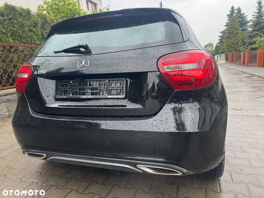 Mercedes-Benz Klasa A 180 7G-DCT AMG Line - 28