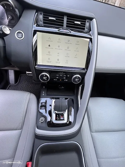 Jaguar E-Pace 1.5 P160 R-Dynamic SE Aut. - 16