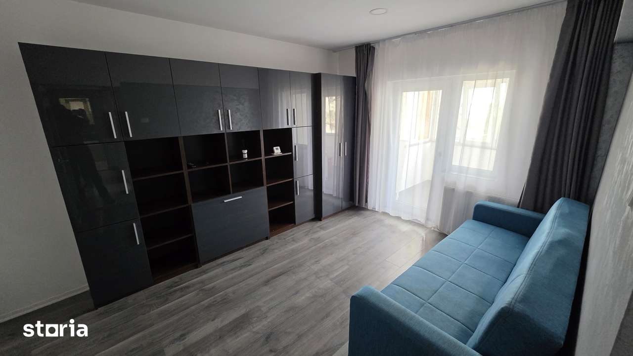 Inchiriez ap cu 2 camere zona Parc Central - Imagine principală: 2/7