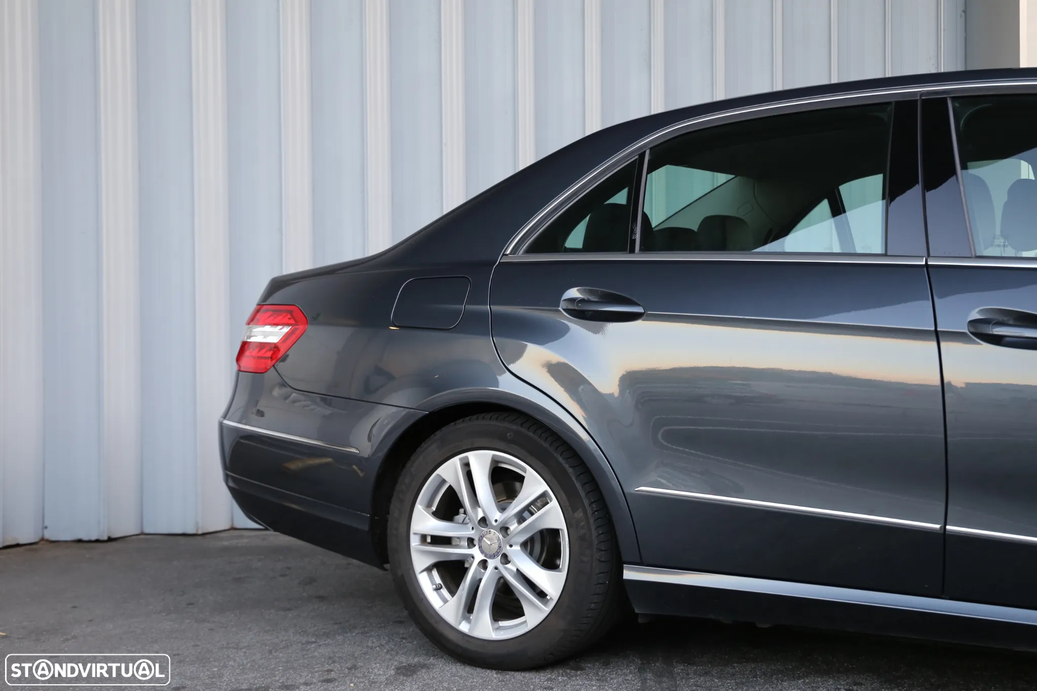 Mercedes-Benz E 250 CDi Avantgarde BlueEfficiency Auto. - 4