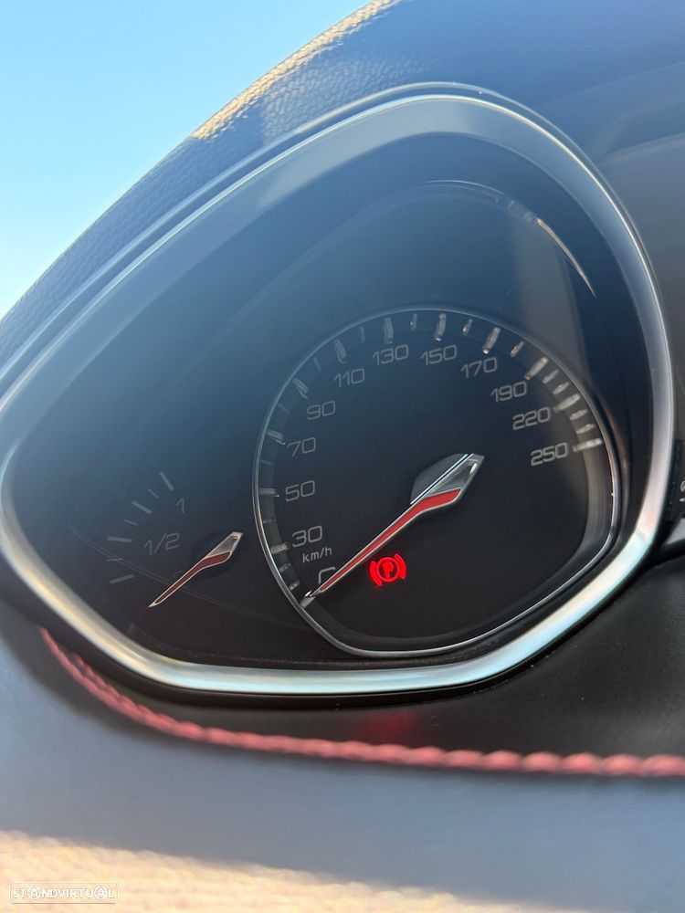 Peugeot 308 1.2 PureTech GT Line - 14