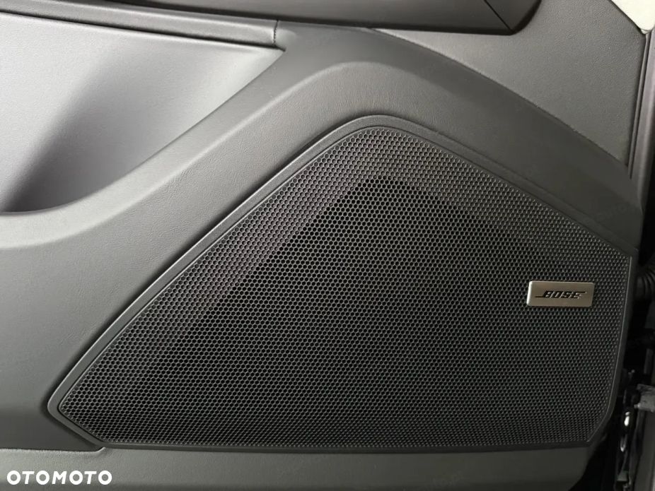 Porsche Cayenne Black Edition - 14