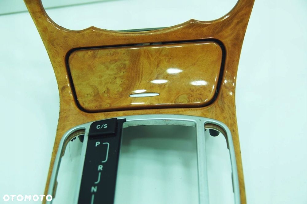 RAMKA DECOR KONSOLA POPIELNICZKA KOLOR MERCEDES SL R230 - 4