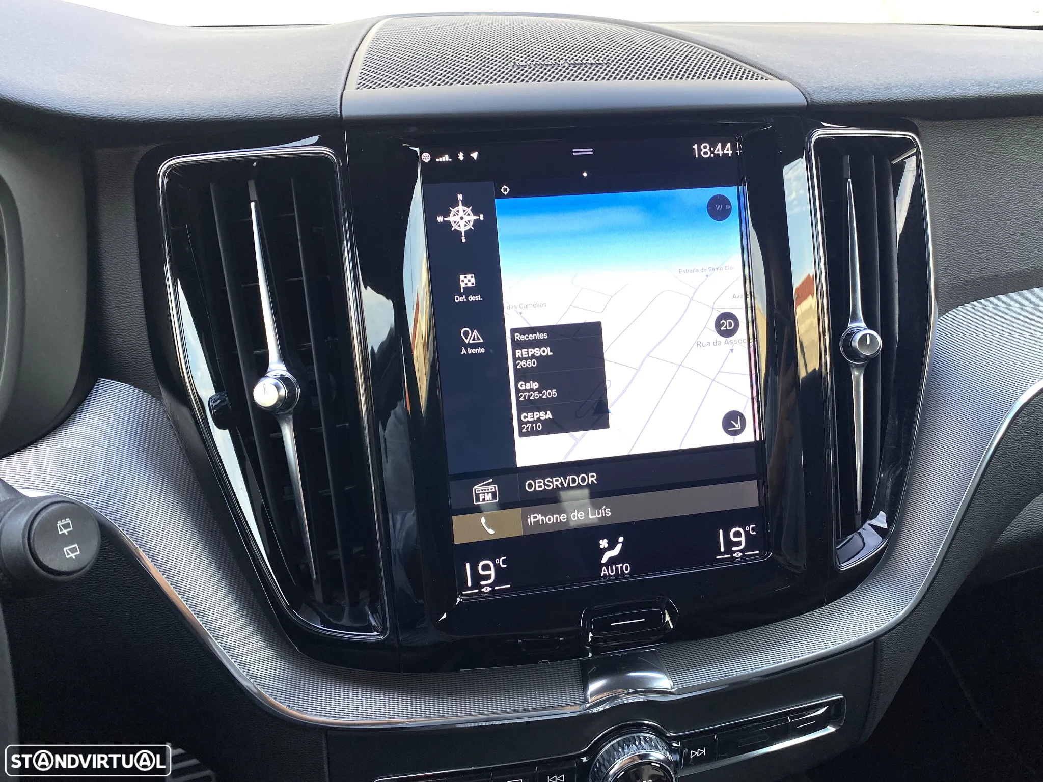 Volvo XC 60 2.0 D4 R-Design Geartronic - 18