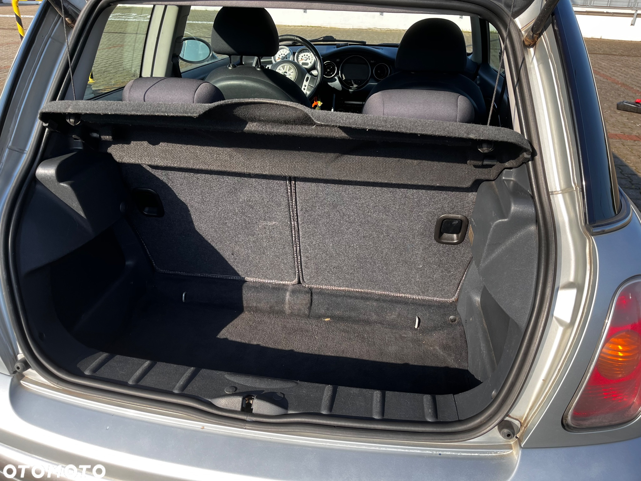 MINI Cooper Standard - 10