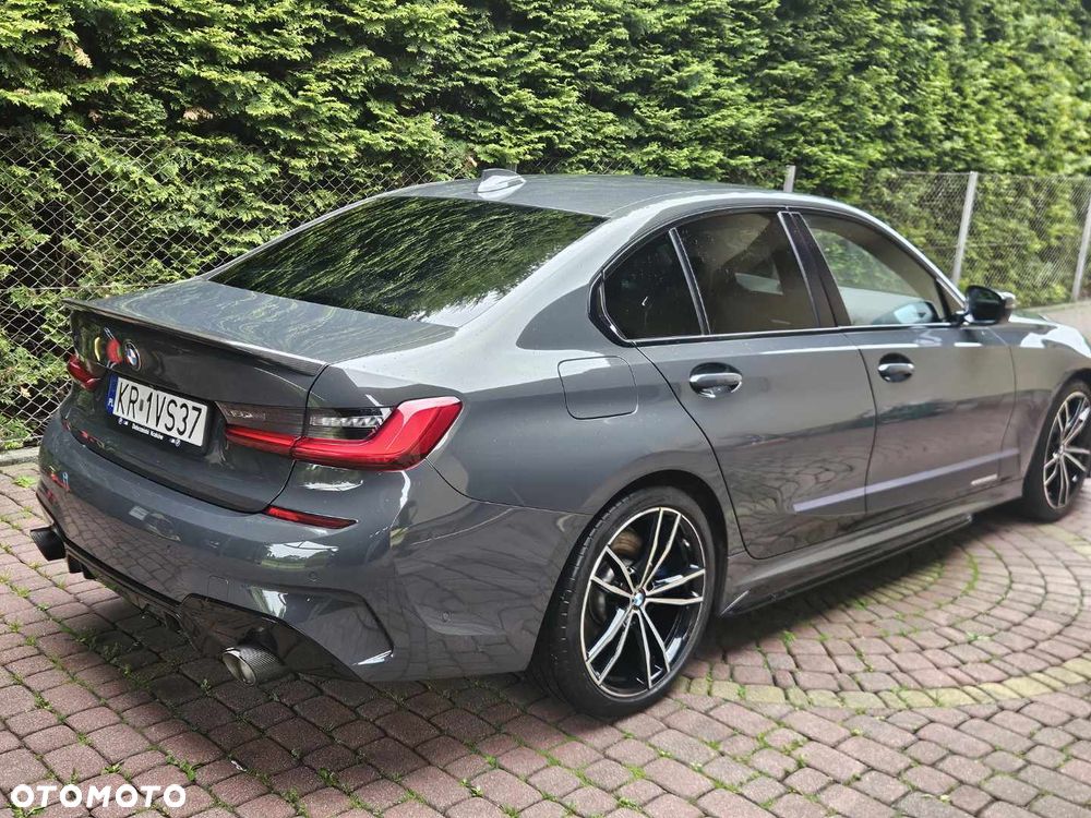 BMW Seria 3 320d M Sport sport - 12