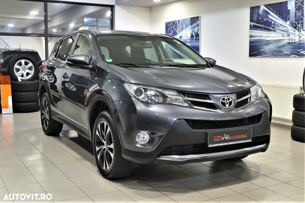 Toyota RAV4 2.2 D-4D 4x4 Automatik Edition