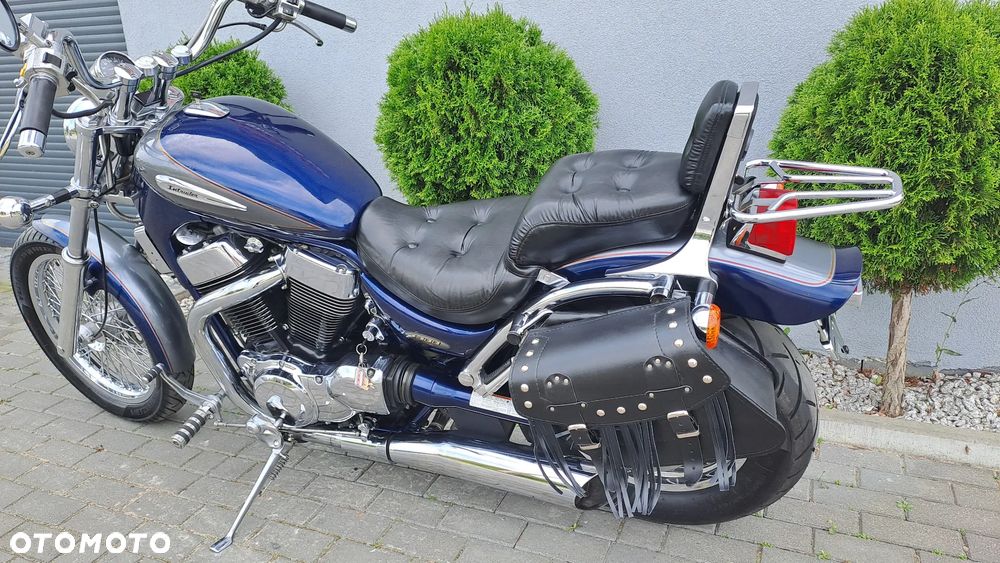 Suzuki Intruder - 38