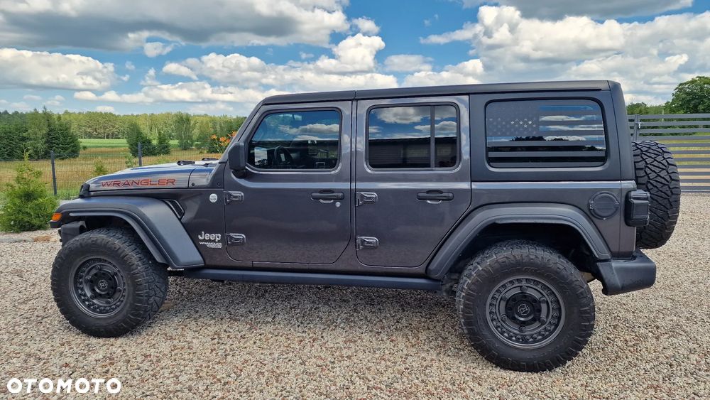 Jeep Wrangler - 3