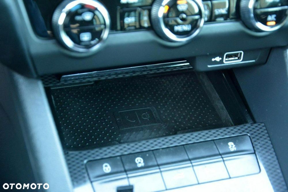 Skoda Octavia 2.0 TSI RS 230 DSG - 32