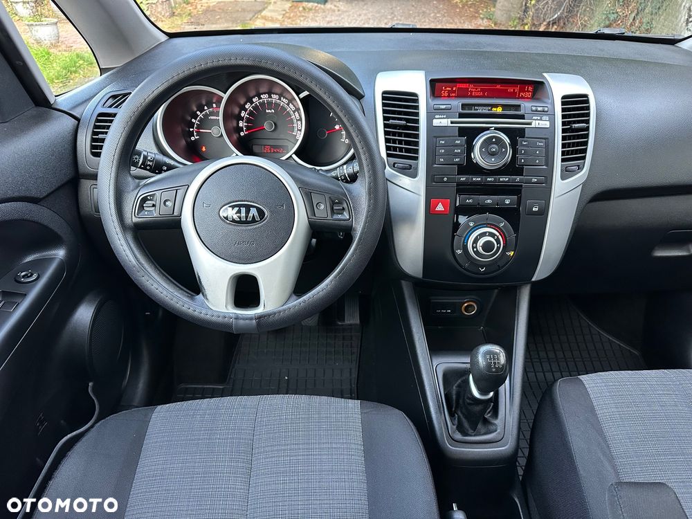 Kia Venga 1.4 CRDi 90 Edition 7 - 8