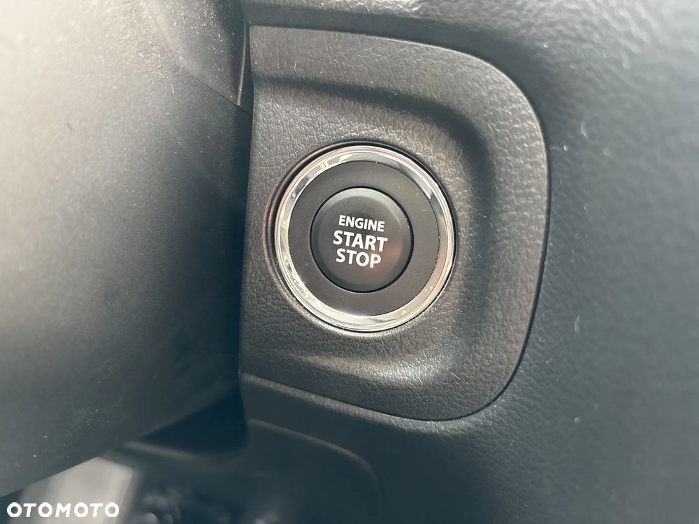 Suzuki Vitara 1.4 Boosterjet mHEV Premium 2WD - 36