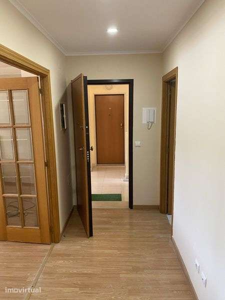 Apartamento T2 Alpiarca - Grande imagem: 2/8