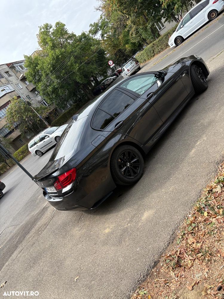 BMW Seria 5 520d - 7