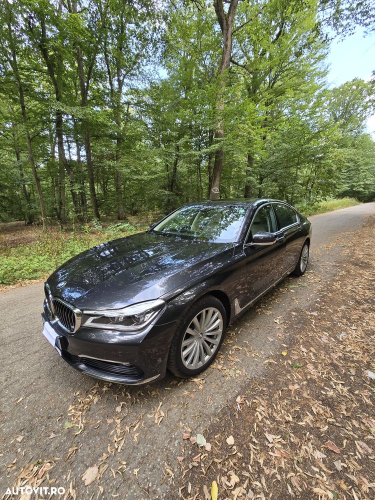 BMW Seria 7 740i - 15