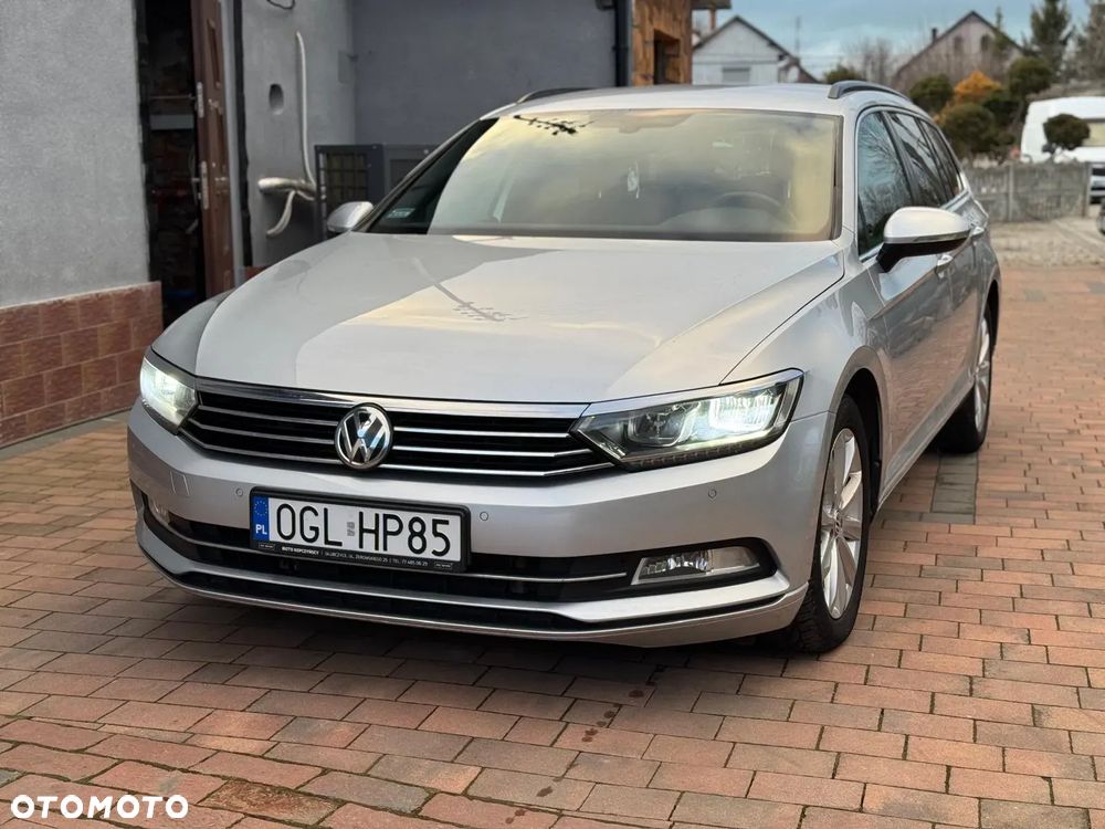 Volkswagen Passat 2.0 TDI BMT Comfortline DSG - 1