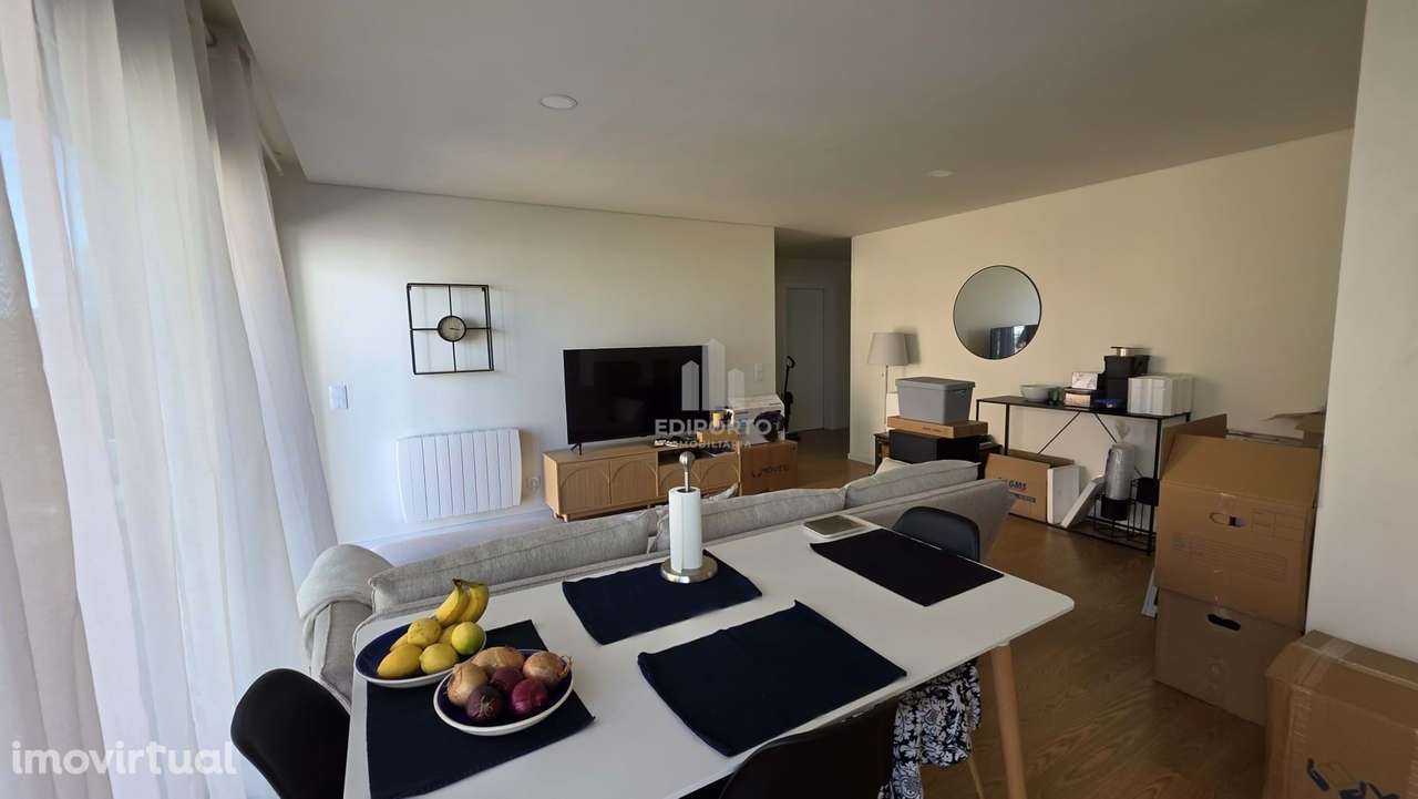 Apartamento T2 mobilado como novo com garagem e varanda – Coimbrões, V - Grande imagem: 4/28