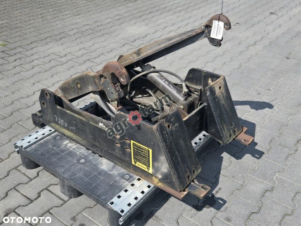 TUZ, przedni podnośnik, Same Titan 145 - 3