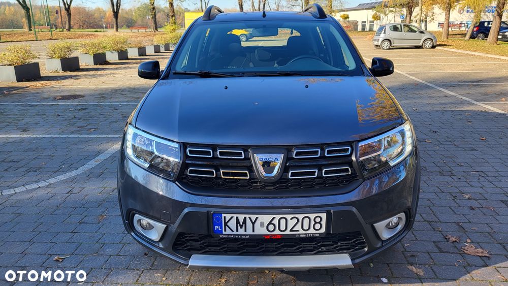 Dacia Sandero Stepway TCe 90 (S&S) Celebration - 2