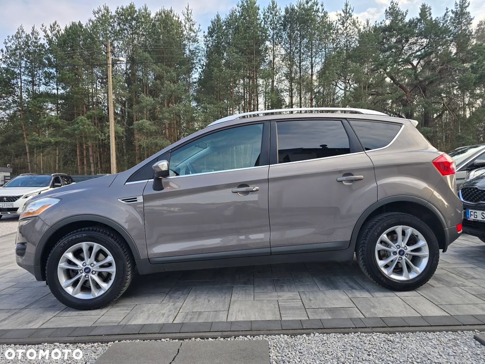 Ford Kuga 2.0 TDCi 2x4 Titanium - 18