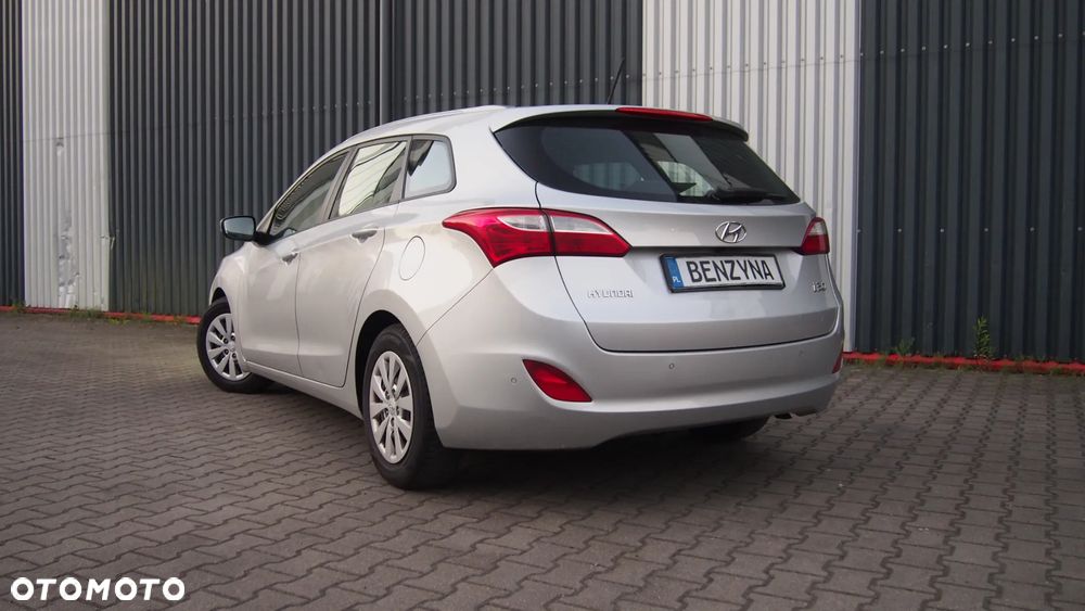 Hyundai i30 1.4 Family - 3