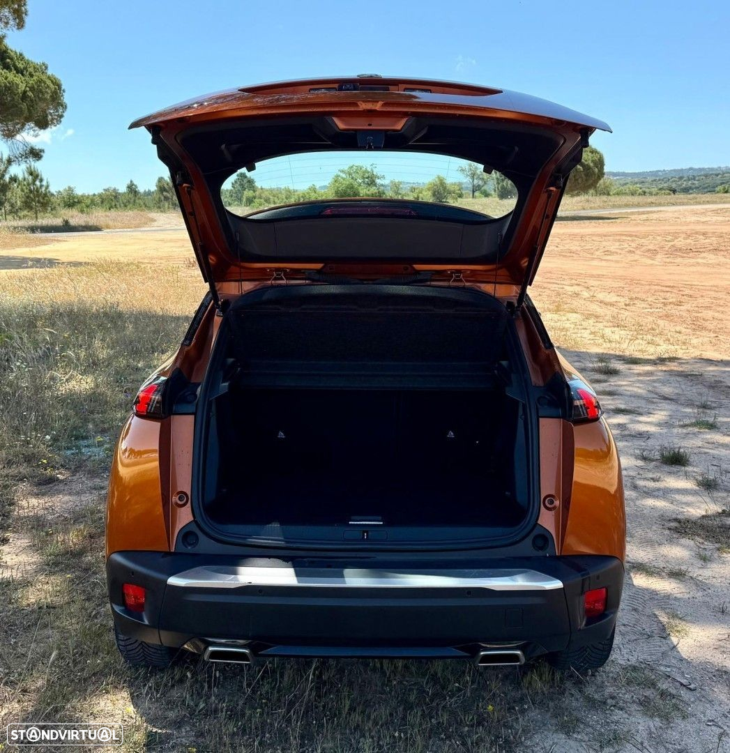 Peugeot 2008 1.2 PureTech Allure Pack EAT8 - 16