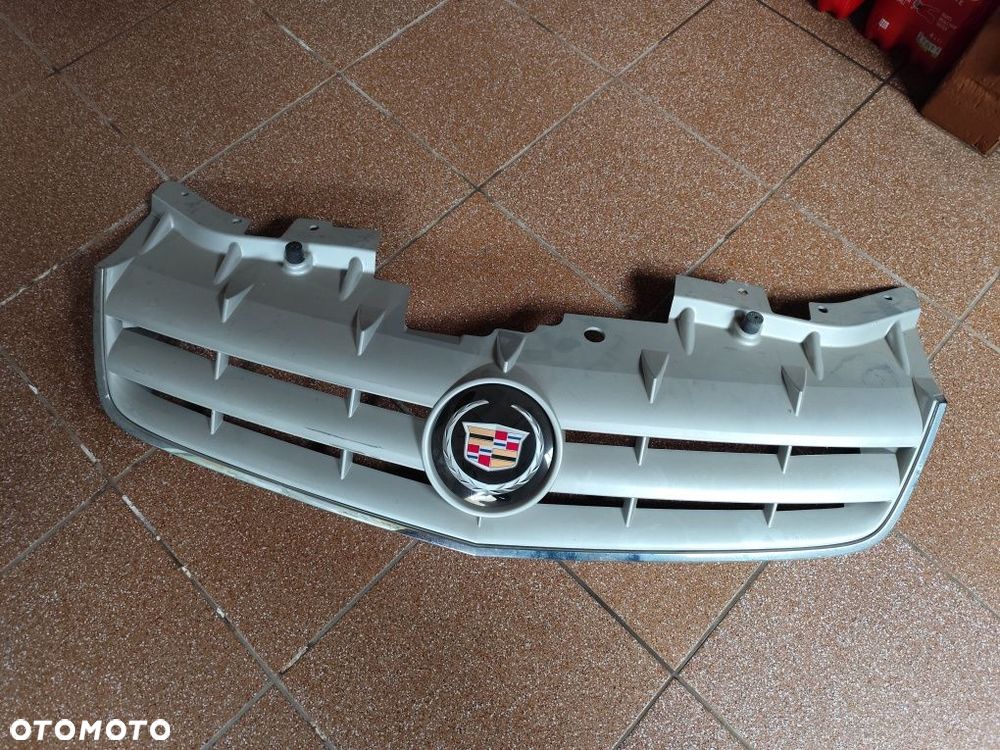 Cadillac STS 2005-2011 grille przednie zwykły i wersja z radarem - 2