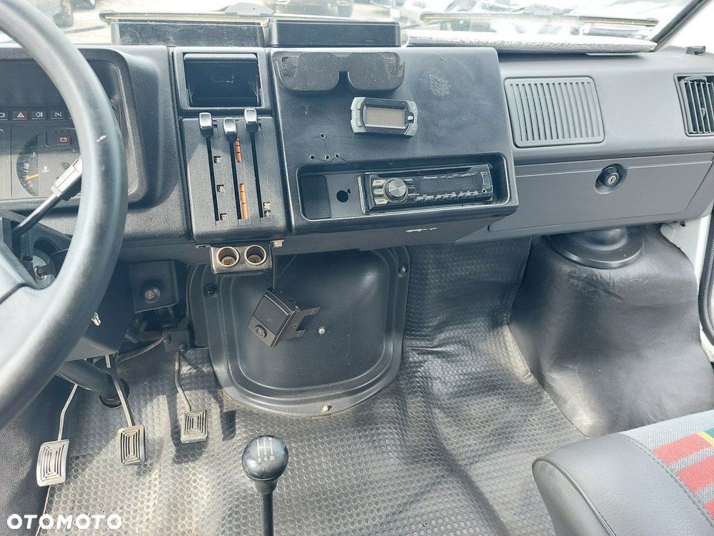 Renault ACAPULCO - 30