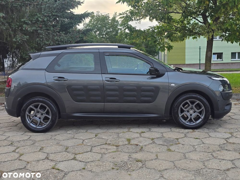 Citroën C4 Cactus BlueHDi 100 Stop&Start Feel - 2