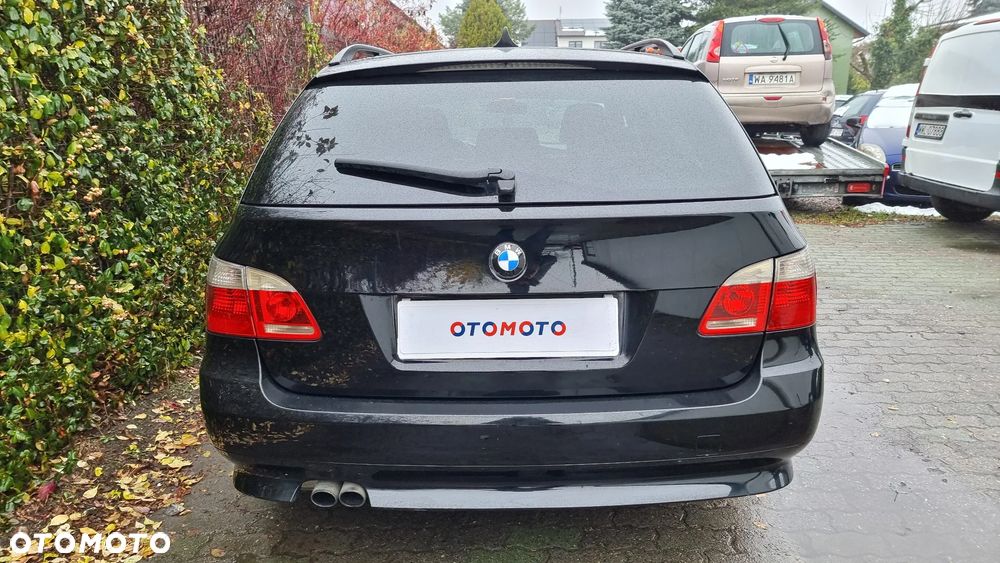 BMW Seria 5 525d - 16