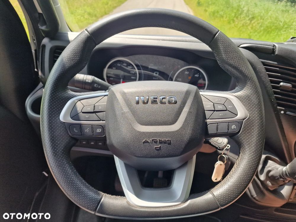 Iveco 70C18, WINDA chowana ,16 EP, SALON PL ,Firanka obustronna + klamry, Bezwypadkowy ,7,2 T , 3.0 , - 2