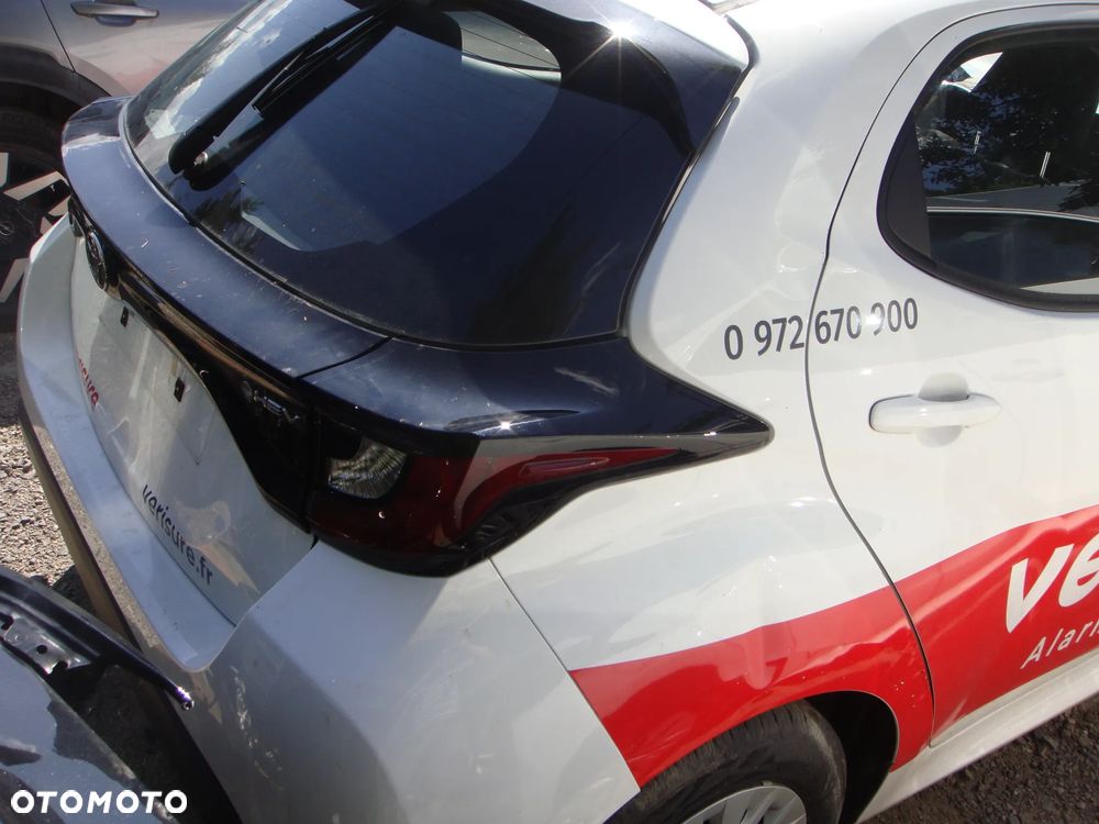 Toyota Yaris 130 1.5 VVT-i Style Plus - 4