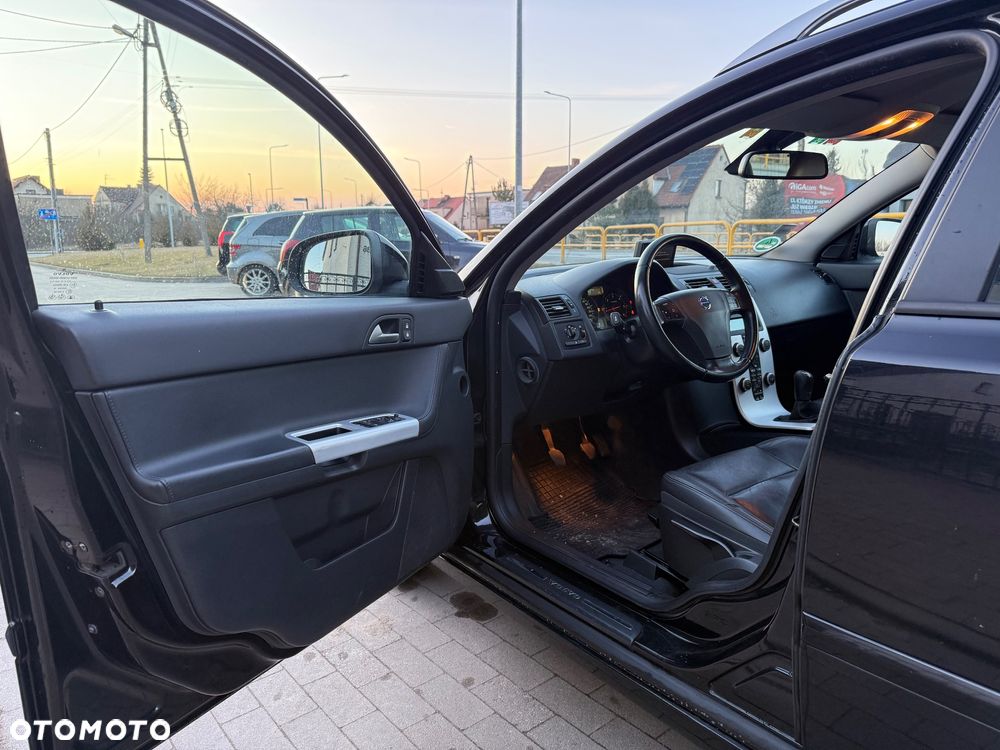 Volvo V50 DPF D3 Momentum - 25