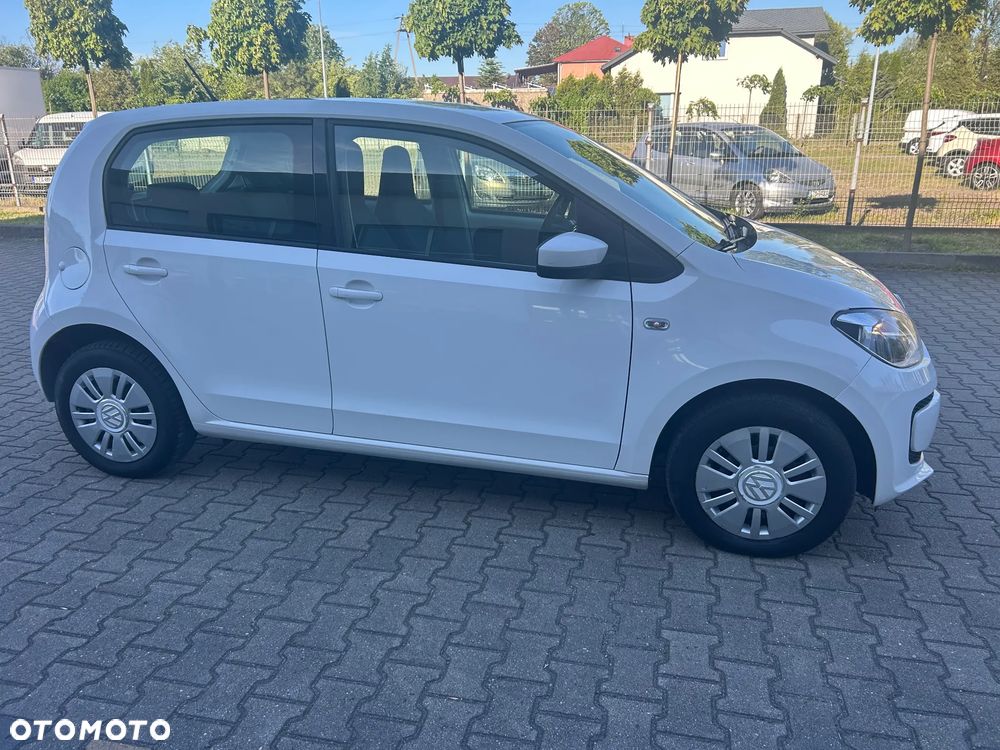 Volkswagen up! BlueMotion Technology move - 6