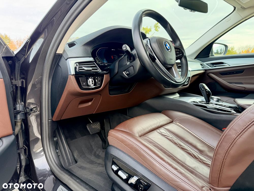 BMW Seria 5 530e Luxury Line - 20