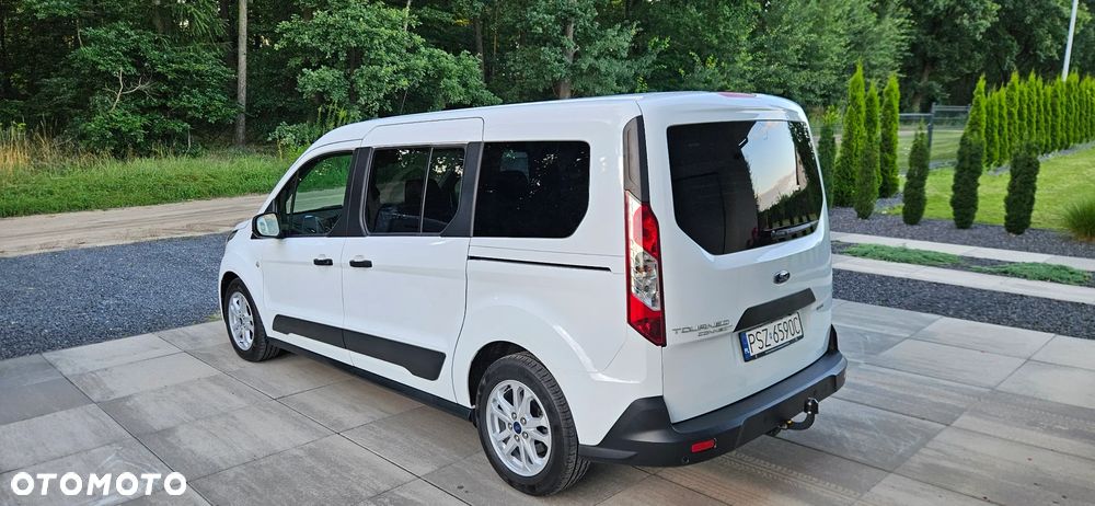 Ford Tourneo Connect Grand - 9