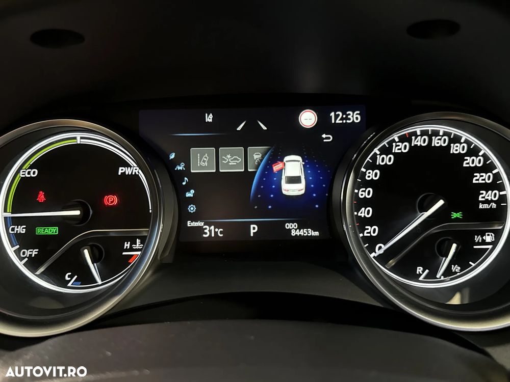 Toyota Camry - 10